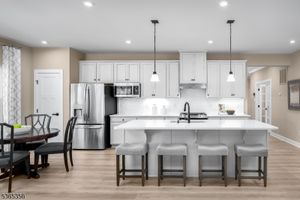 29 THOMAS KNOLL BLVD, PORT MURRAY, NJ
