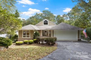 320 DAWNBROOK DR 17, FLAT ROCK, NC