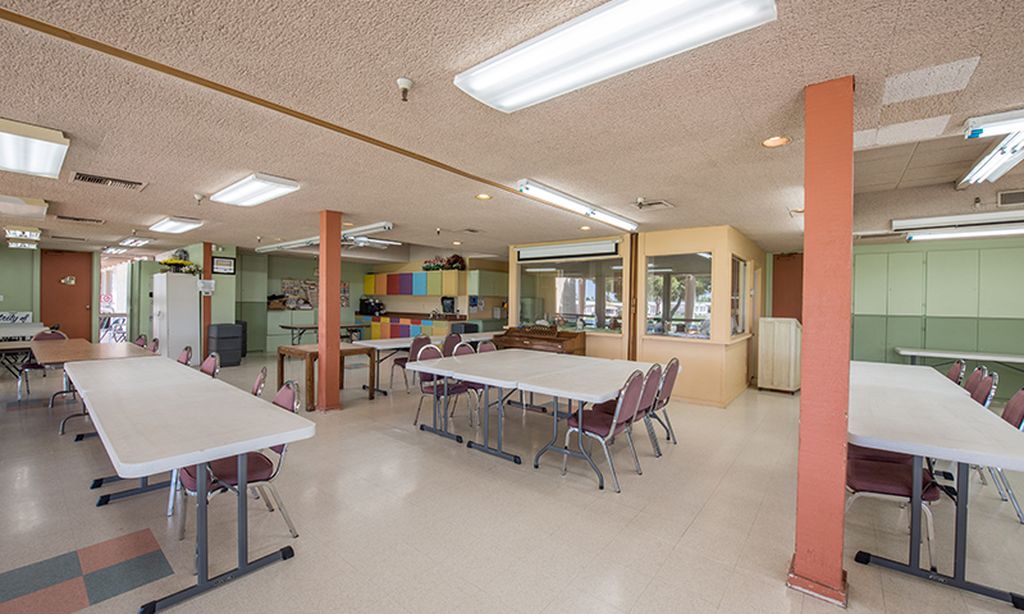 Arts & Crafts Studio