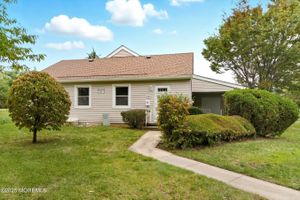 119 MUHLEN PLATZ A, FREEHOLD, NJ