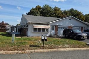 2 CROCKETT LN, MANCHESTER TWP., NJ