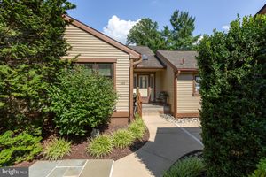 689 HEATHERTON LN, WEST CHESTER, PA