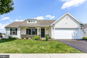 758 HEATHER RDG, MANHEIM, PA