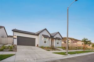 24501 VIA SENDERO, VALENCIA, CA