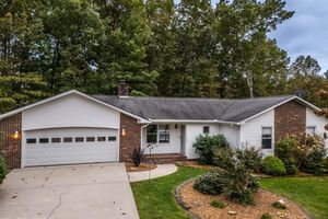 238 LAKEVIEW DR, CROSSVILLE, TN