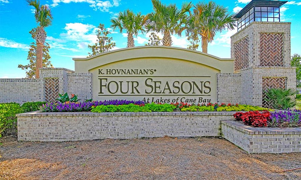 Four Seasons The Lakes Cane Bay 55 Community Summerville Homes