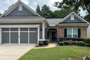 6443 AUTUMN CREST LN, HOSCHTON, GA