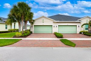 11177 SW WINDING LAKES CIR, PORT SAINT LUCIE, FL