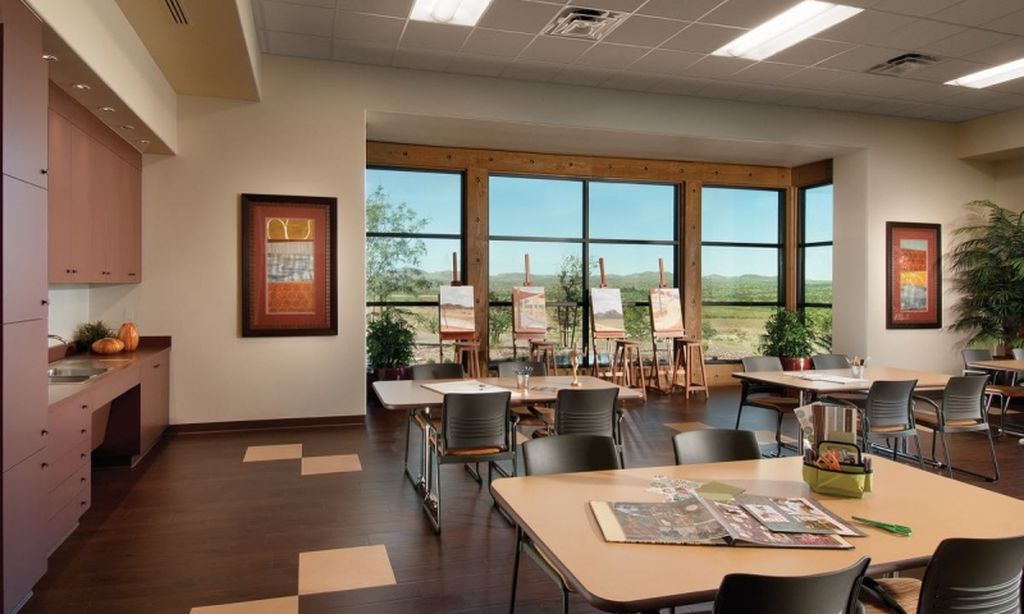 Arts & Crafts Studio