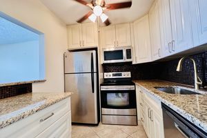 10 KENT A, WEST PALM BEACH, FL