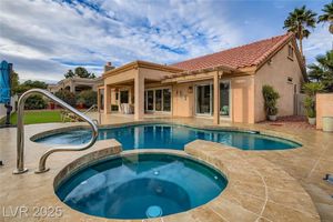 9101 VILLA RIDGE DR, LAS VEGAS, NV