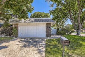 180 S UPHAM CT, LAKEWOOD, CO