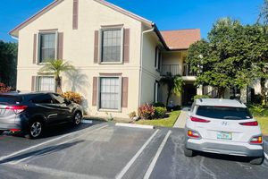 3372 JOG PARK DR, GREENACRES, FL