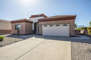 1425 N BANK SWALLOW RD, GREEN VALLEY, AZ