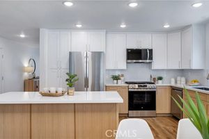 27843 ESPINOZA, MISSION VIEJO, CA