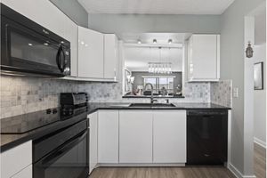 7290 KINGHURST DR 703, DELRAY BEACH, FL