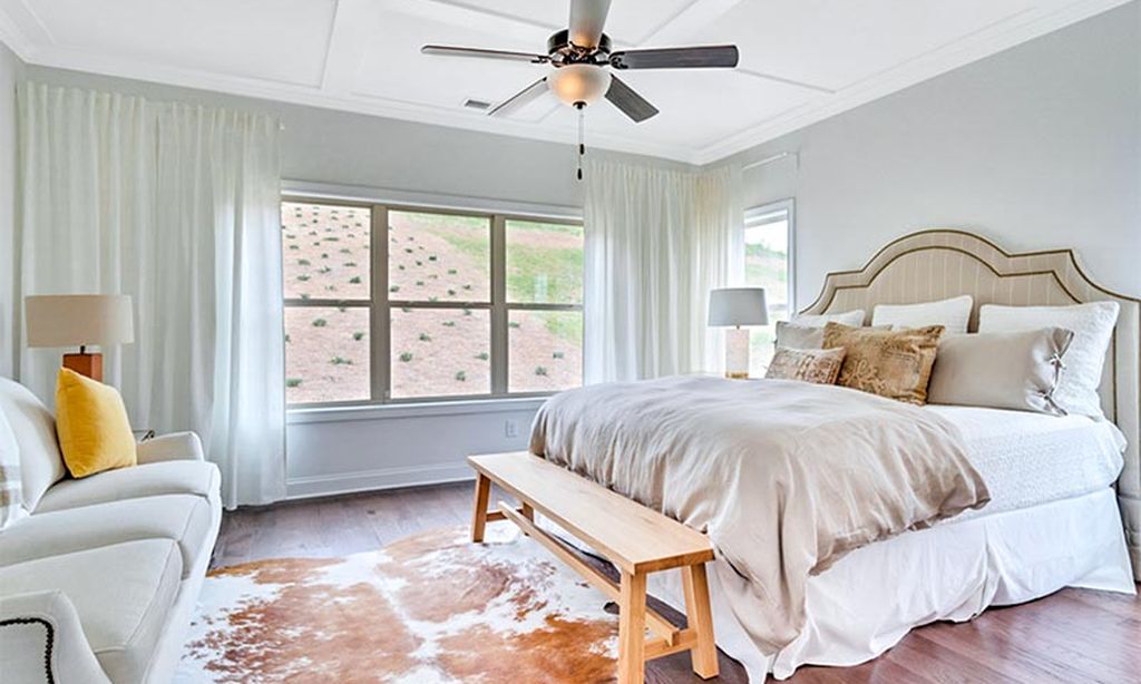 Model Master Bedroom