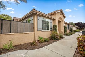 1682 BEAVER CRK B, BEAUMONT, CA