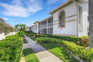 6908 DREWRYS BLF 712, BRADENTON, FL