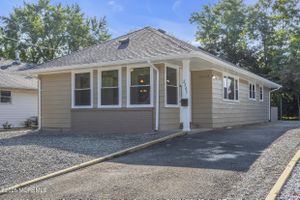 2245 MOUNT HOOD LN, TOMS RIVER, NJ