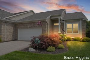 6550 GRACEPOINT DR SE # 87, CALEDONIA, MI