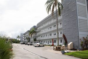 3018 59TH ST 309, GULFPORT, FL