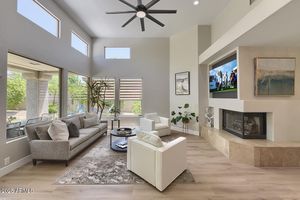 7128 E BRAMBLE BERRY LN, SCOTTSDALE, AZ