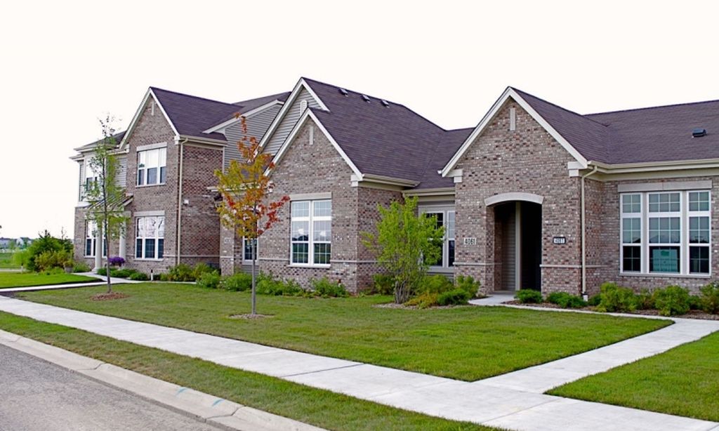 Holiday Series Townhomes