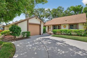 2566 BAY BERRY DR, CLEARWATER, FL