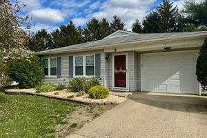 19 LAUREN LN, BRICK, NJ