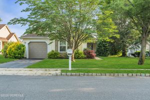 2752 MEADOW LAKE DR, TOMS RIVER, NJ