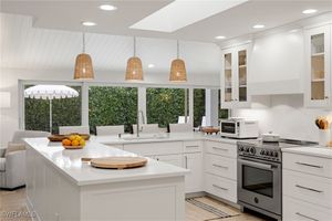 320 PUTTER POINT DR, NAPLES, FL
