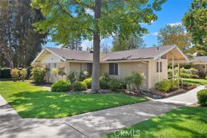 542 VIA ESTRADA A, LAGUNA WOODS, CA