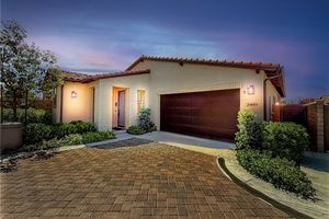2410 QUARTSITE DR, CAMARILLO, CA