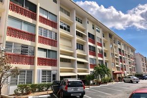 215 SE 3RD AVE 407B, HALLANDALE BEACH, FL