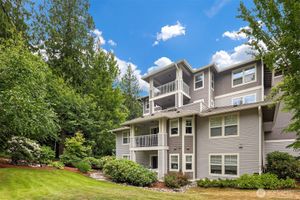 4535 PROVIDENCE POINT PL 202, ISSAQUAH, WA
