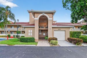 5951 REGAL GLEN DR 201, BOYNTON BEACH, FL