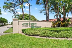 102 AMHERST LN, LAKE WORTH, FL