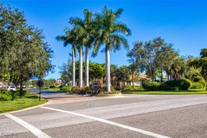 3111 MEANDERING WAY APT 101, FORT MYERS, FL