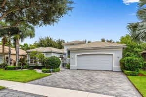7208 CORNING CIR, BOYNTON BEACH, FL