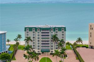 3003 GULF SHORE BLVD 404, NAPLES, FL