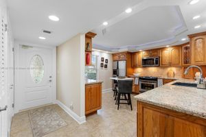 150 S HOLLYBROOK TER 201, PEMBROKE PINES, FL