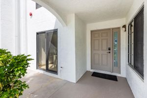 7455 GLENDEVON LN APT 203, DELRAY BEACH, FL