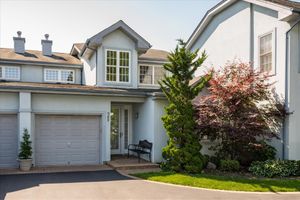 569 BARDINI DR, MELVILLE, NY