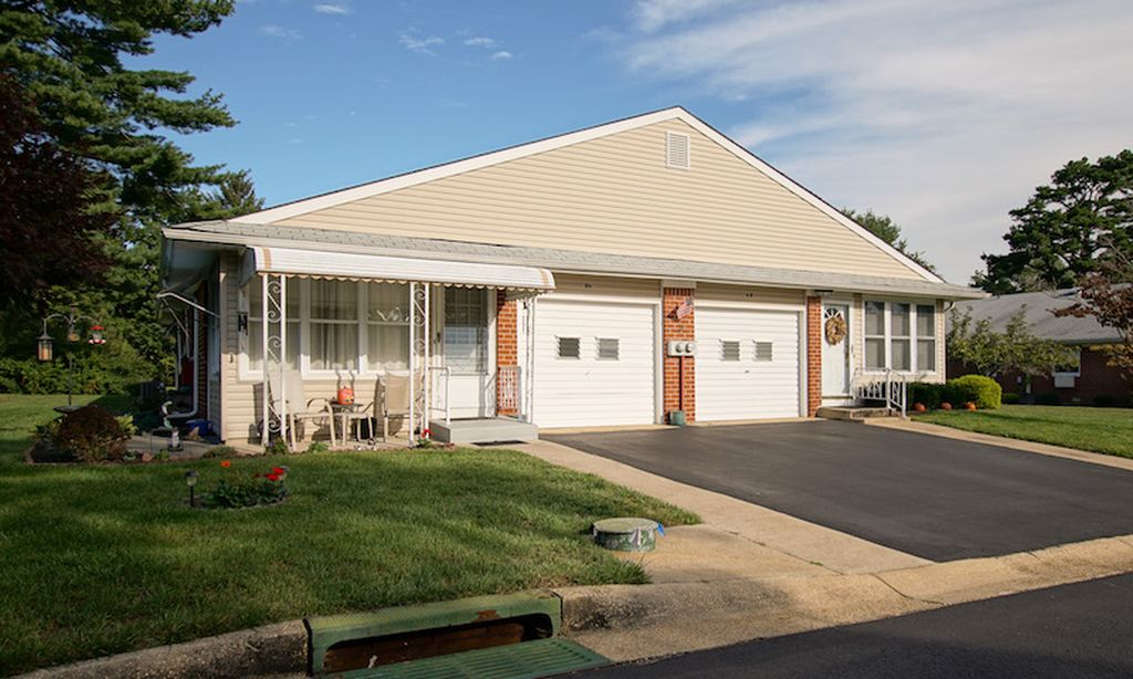 1,000 Attached Homes