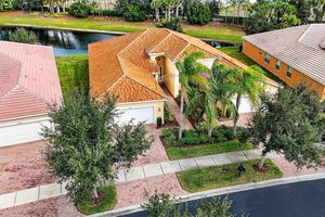 15652 AURORA LAKE CIR, WIMAUMA, FL