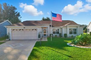 25233 LOST OAK CIR, LEESBURG, FL