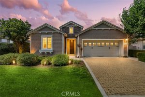 1084 EMMA LN, NIPOMO, CA