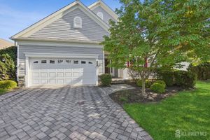 318 BILTMORE LN, SOMERSET, NJ