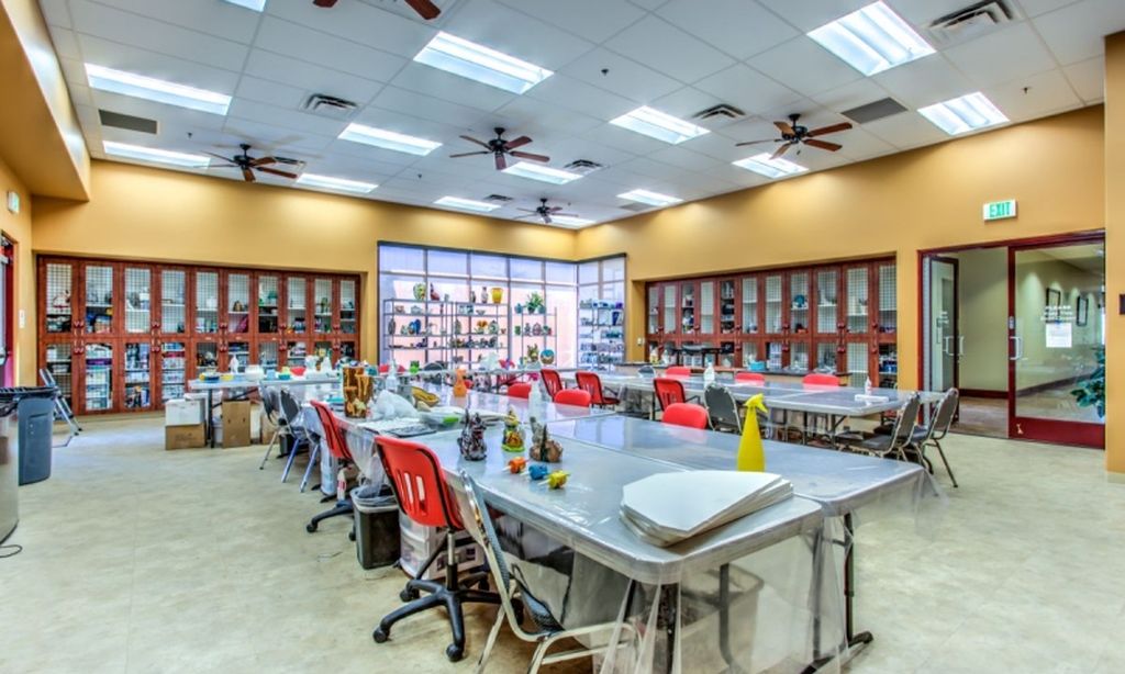 Arts & Crafts Studio